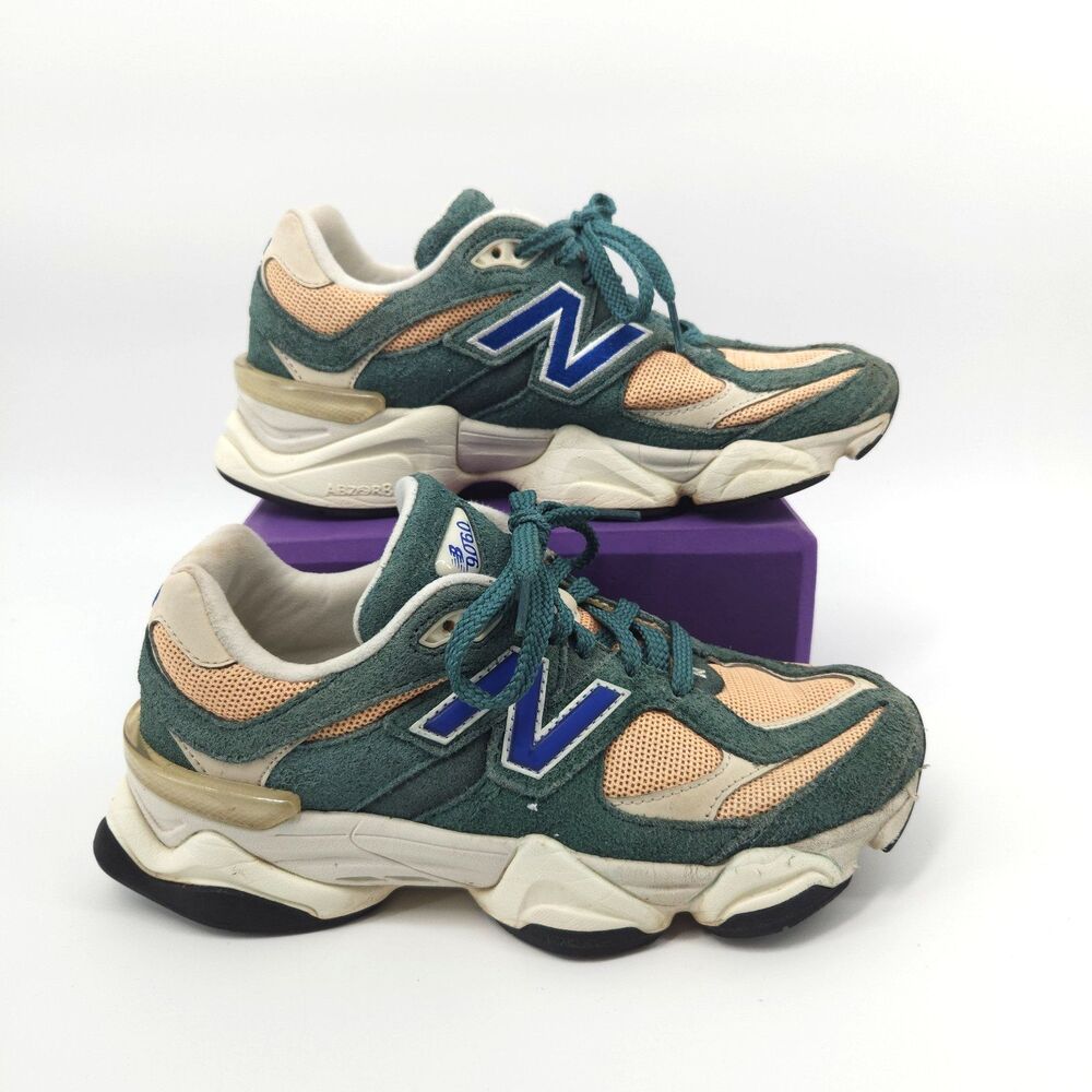 New Balance 9060 Spruce Peach Blossom. Womens 7.5 / GS 6Y